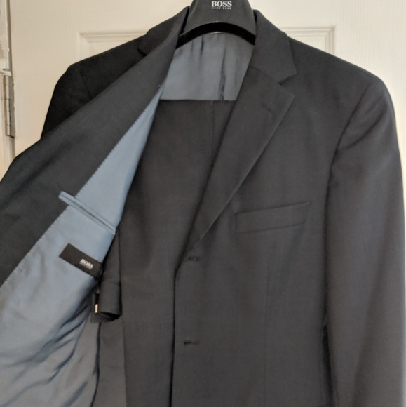 Hugo Boss suit - Picture 2 of 2